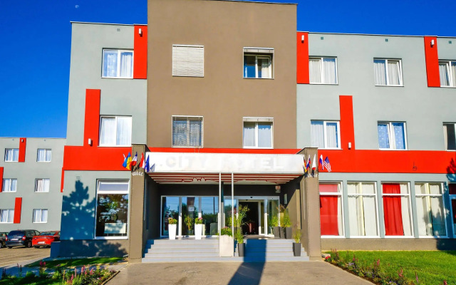City Hotel