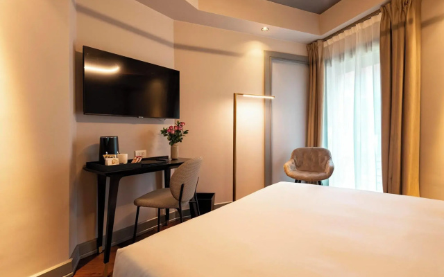Loly Boutique Hotel