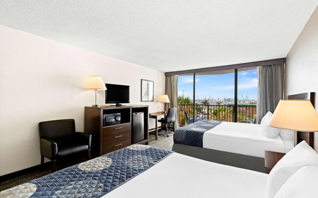 Best Western Yacht Harbor Hotel