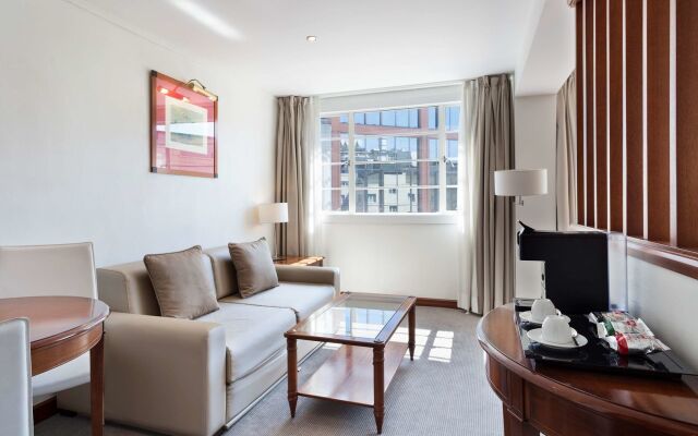 Melia White House Apartments