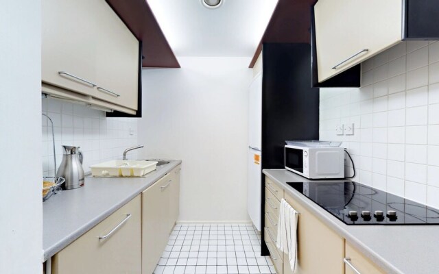 Point West Apartments - South Kensington