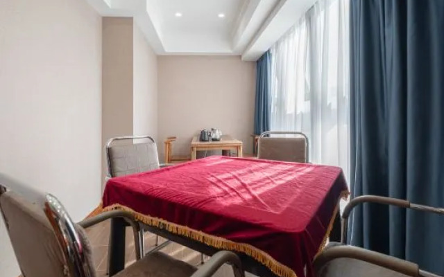 Qingfeng Inn (Chongqing Yuelai Guobo Center)