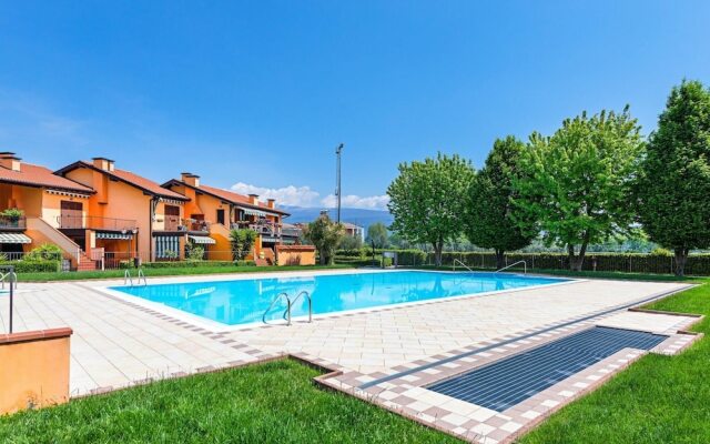 I Girasoli C14 Apartment by Wonderful Italy