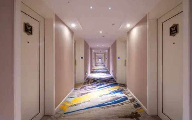 Vienna International Hotel