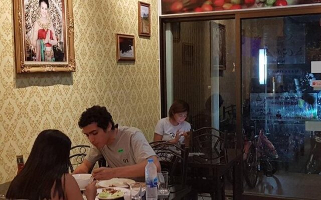 Amaretto Hostel&Amaretto De coffee Home