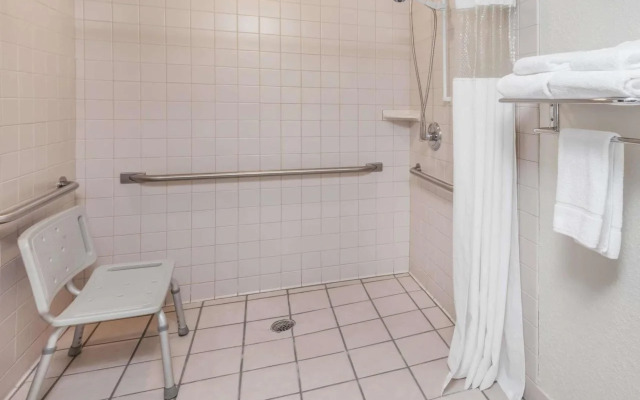 Ramada Hotel & Conference Center by Wyndham Grayling