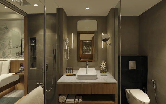 Novotel Mumbai Juhu Beach Hotel