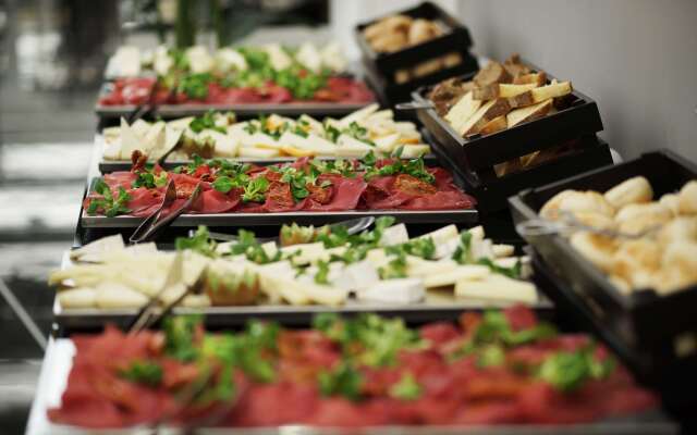 Radisson Blu GHR Hotel, Rome