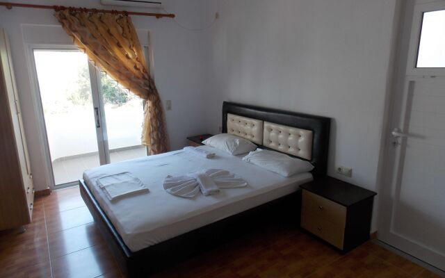 Eleana Apartments