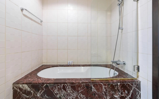 Lux BnB Duplex Casa Private Garden JBR