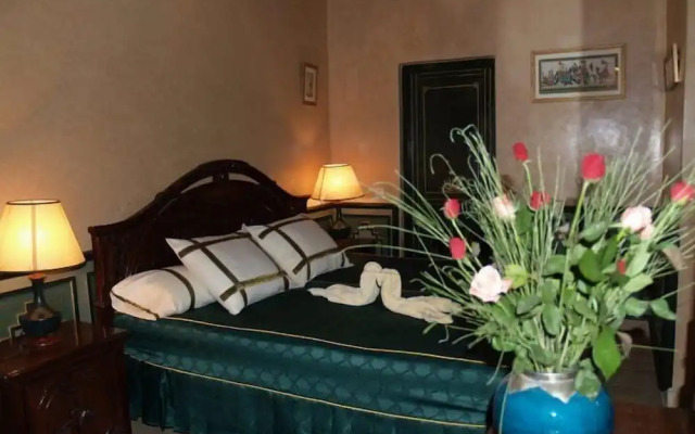 Nadir Home Riad