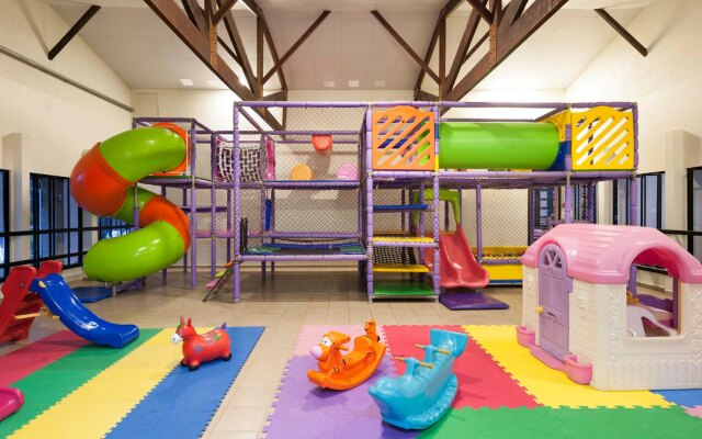 Flamboyant Hotel & Convention