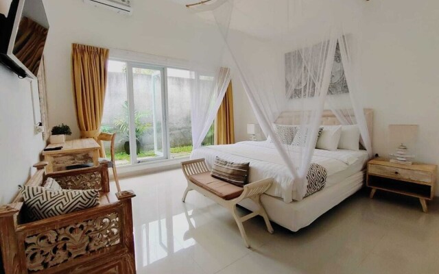 Villa Putih Berawa