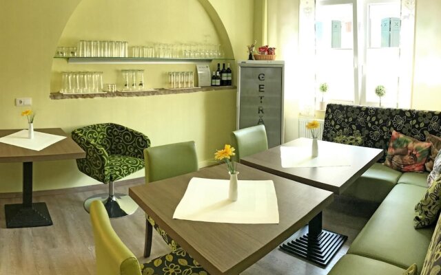 Hotel-Pension Altes Weinhaus