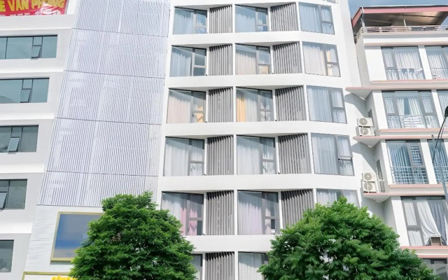 New Century Hotel Cau Giay