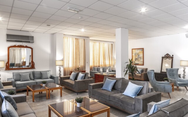 Stephanos Hotel Apts