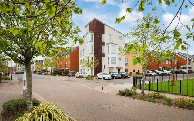 Stylish Serviced Apartment in Reading