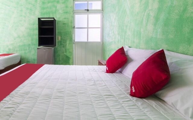 OYO Hotel Maria Ines