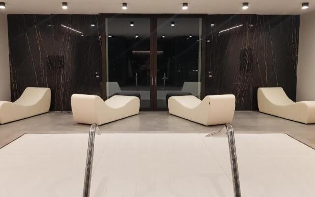 Sunset Suite SPA (Adults Only)