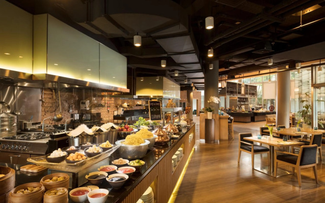 DoubleTree by Hilton Jakarta - Diponegoro