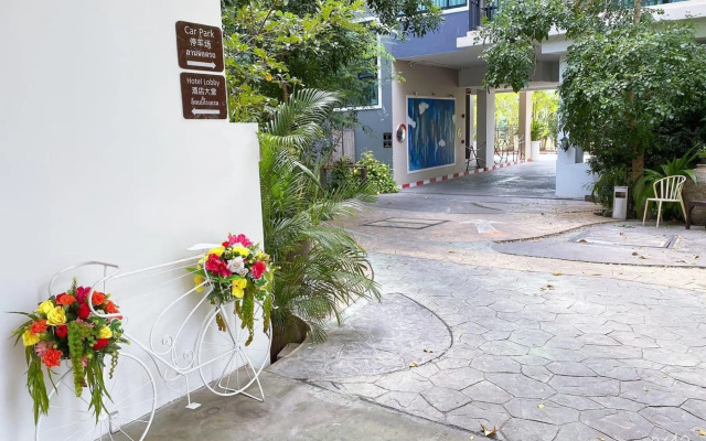 iBooking Trams Square