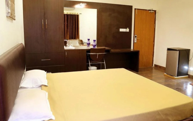 Hotel Kailash Residency