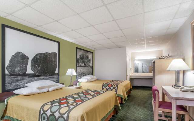 Super 8 by Wyndham Fredericksburg