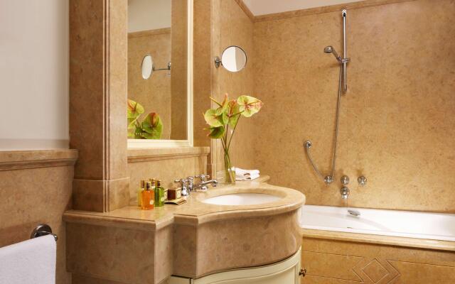 Villa Cortine Palace Relais Chateaux