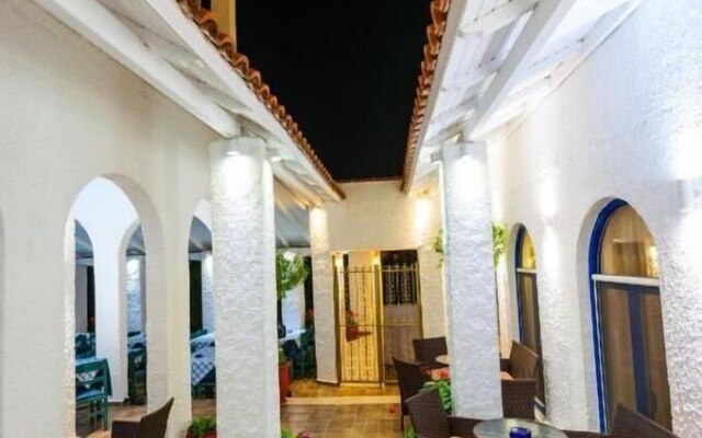 Hotel Elena