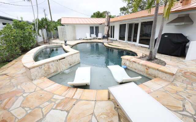 Lux Pool and Spa