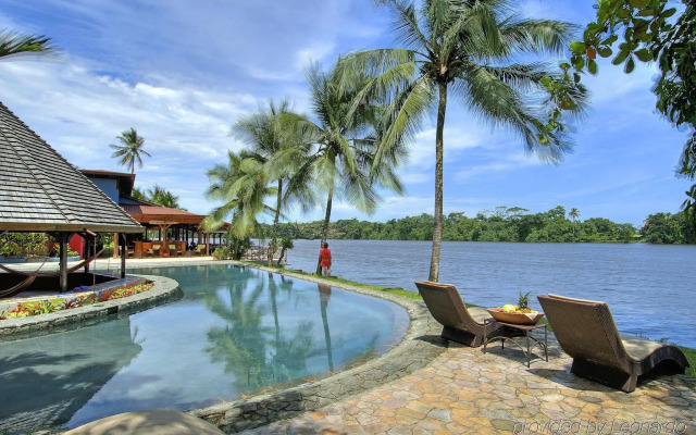 Tortuga Lodge & Gardens