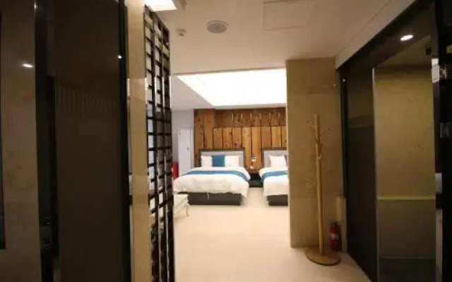 Daegu Hyeoksindosi JB Tourist Hotel