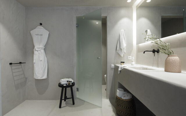 Altera Pars Suites