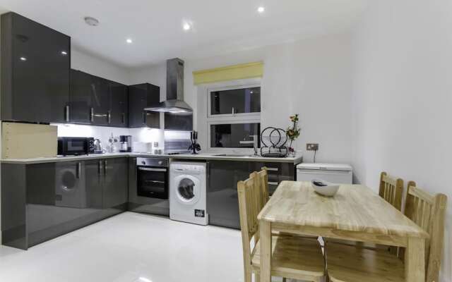City Gate Serviced Apartments