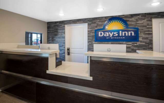 Days Inn by Wyndham Galt/Elk Grove South