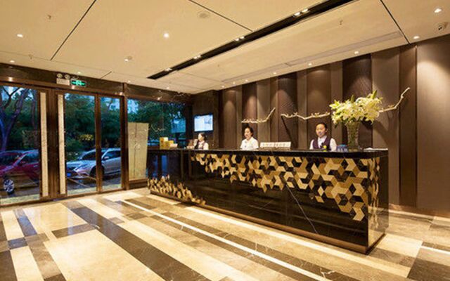 Insail Hotels - Luohu Dongmen Shenzhen