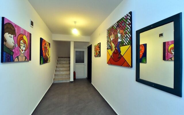 Bahama Art Hotel