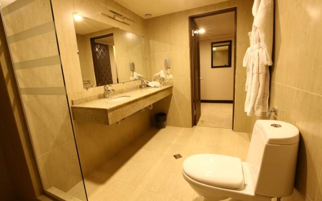 New Nairi Hotel