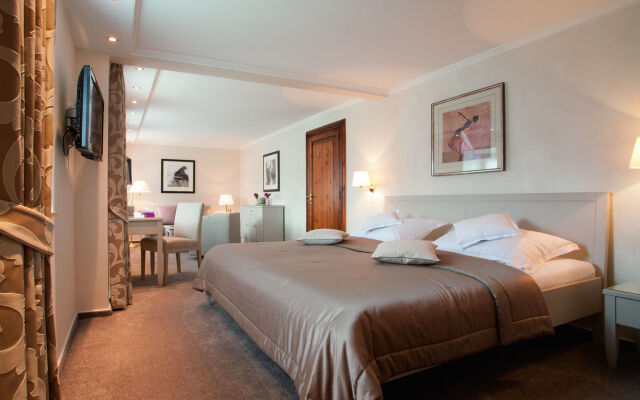 Romantik Berghotel Astenkrone