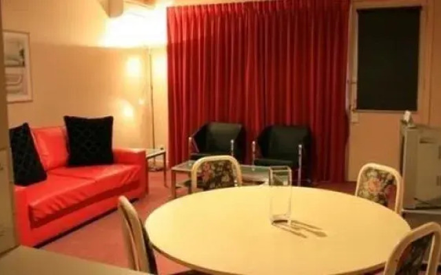 Clocktower Apartment Hotel