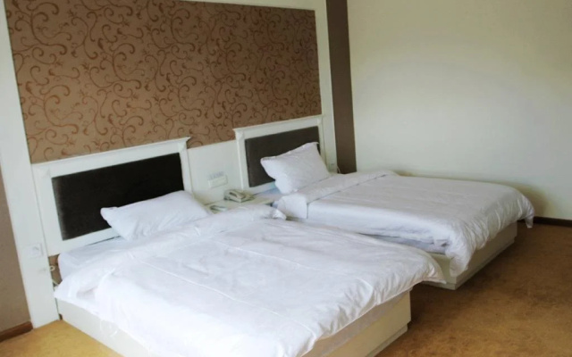 Wuyue Scenic Area Hotel