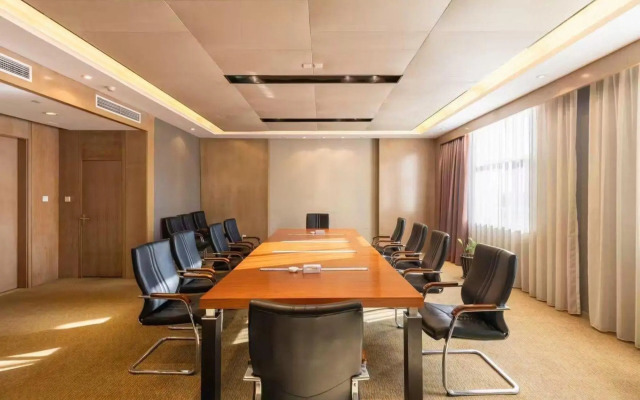 Panshan Yinlong Hotel