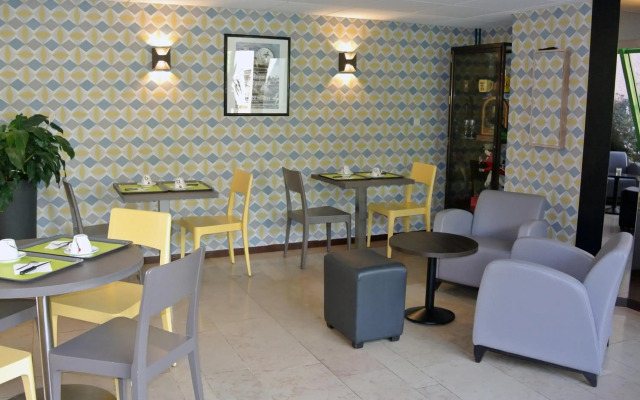 The Originals City, Hôtel Castel Burgond