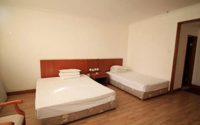 Yantai Fuhai Express Hotel