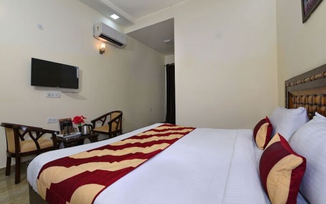 Hotel Metro Stays-Couple Friendly