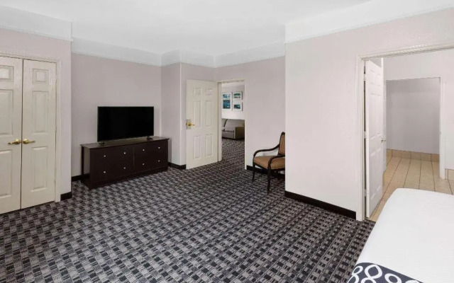 La Quinta Inn & Suites Deer Park