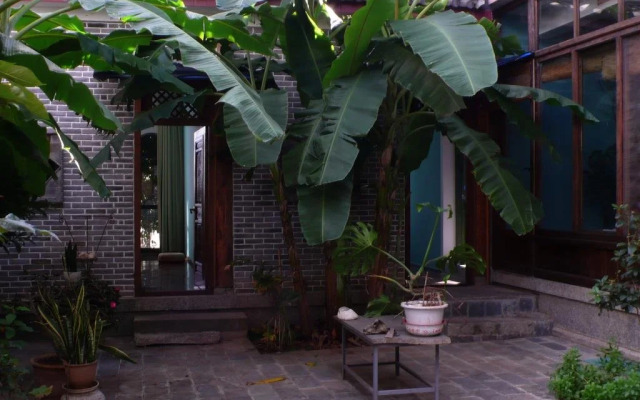 Cangshanerhai Residence Inn