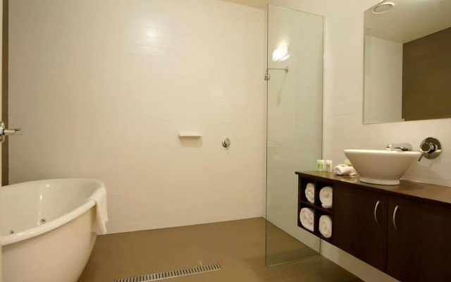 Mornington Hotel