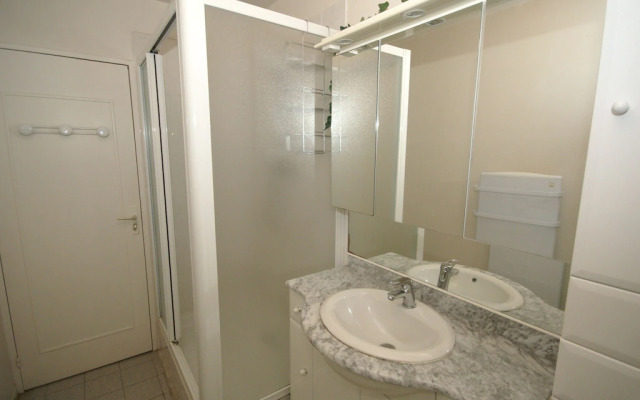 Snug holiday home in Denneville Plage near beach