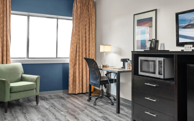Quality Inn & Suites Mall of America - MSP Airport